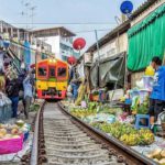 maeklong railwy market (4)