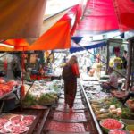 maeklong railwy market (6)