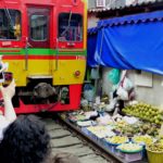 maeklong railwy market (7)